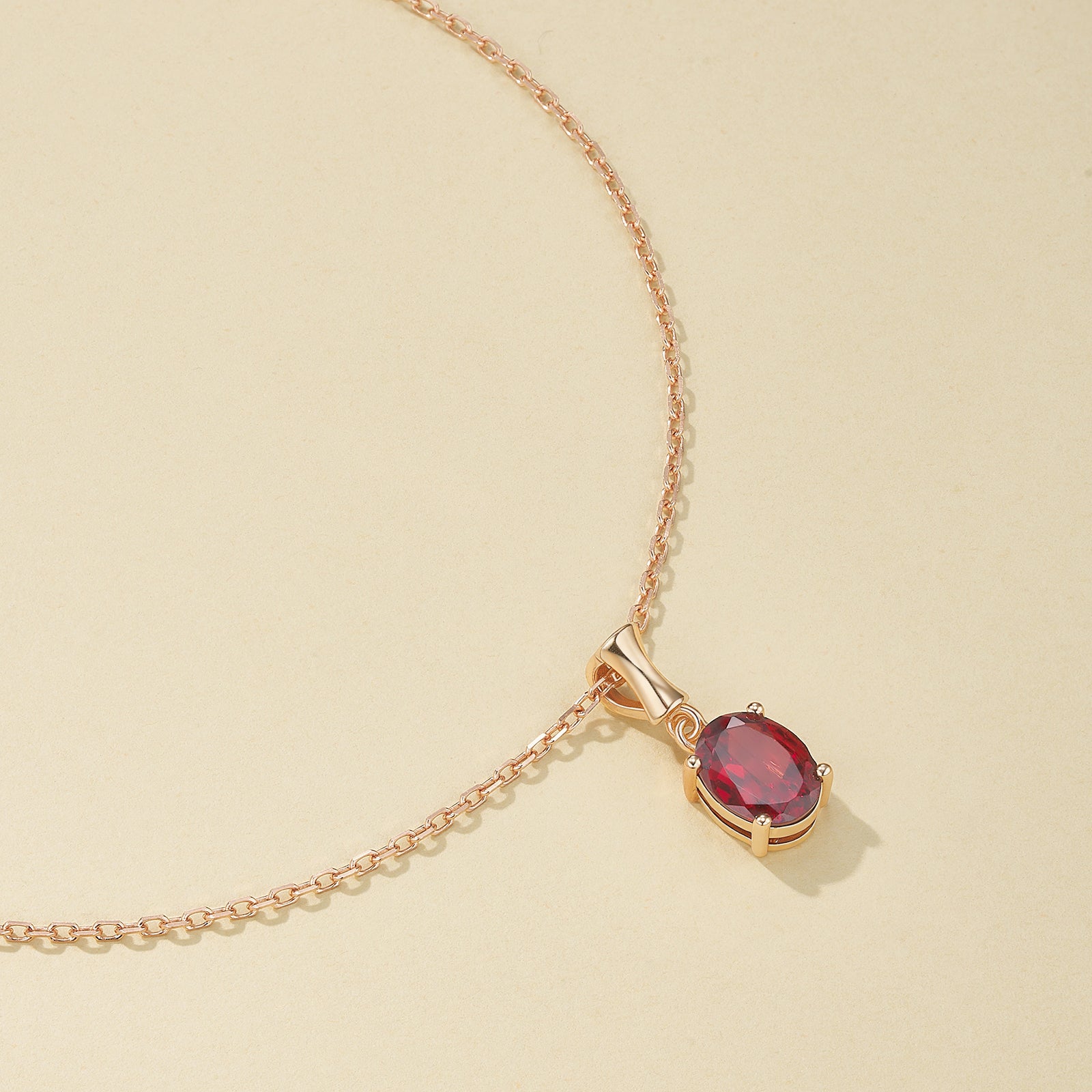 Passion Condensed Dew Garnet Pendant Necklace