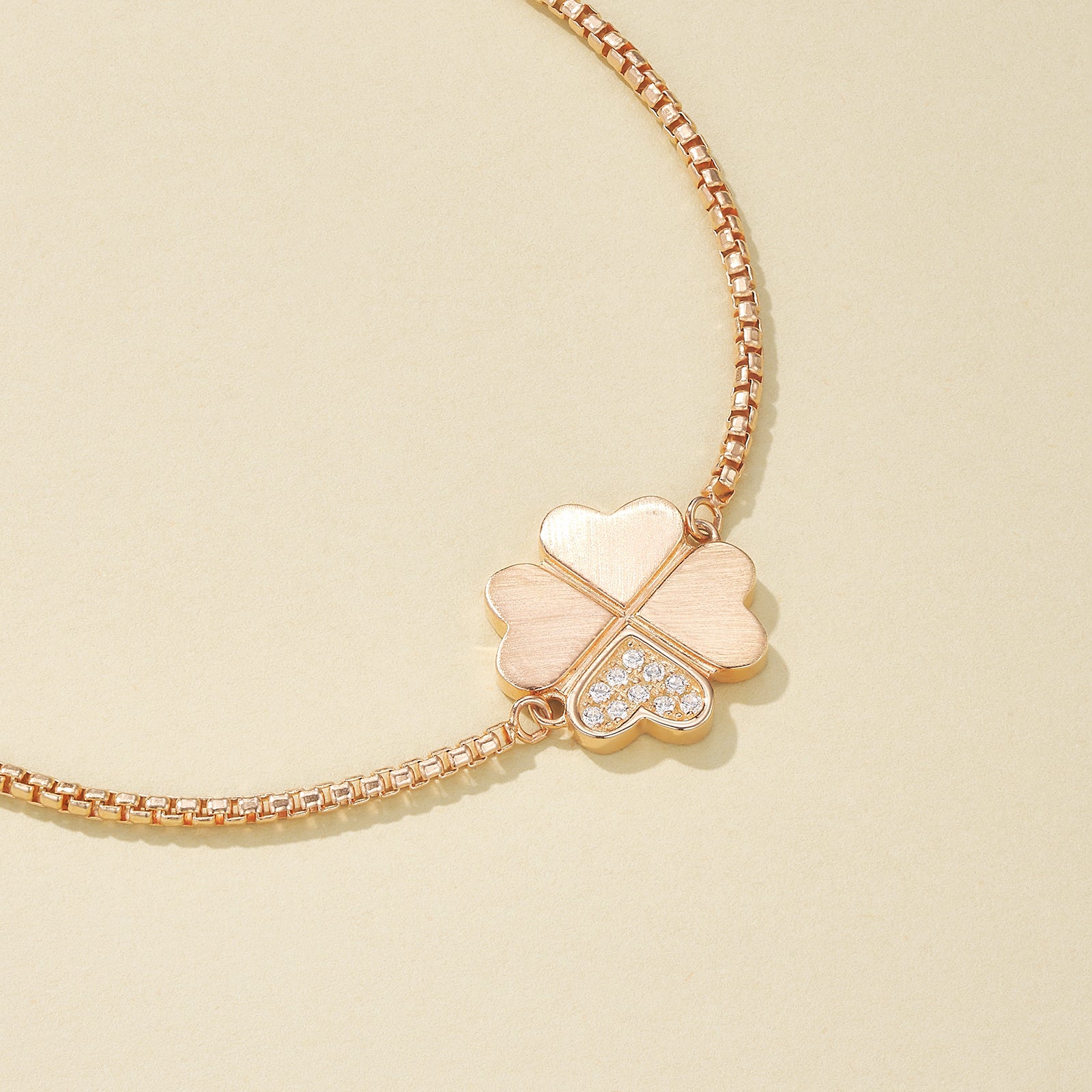 Auspiced Four-Leaf Wish Bracelet
