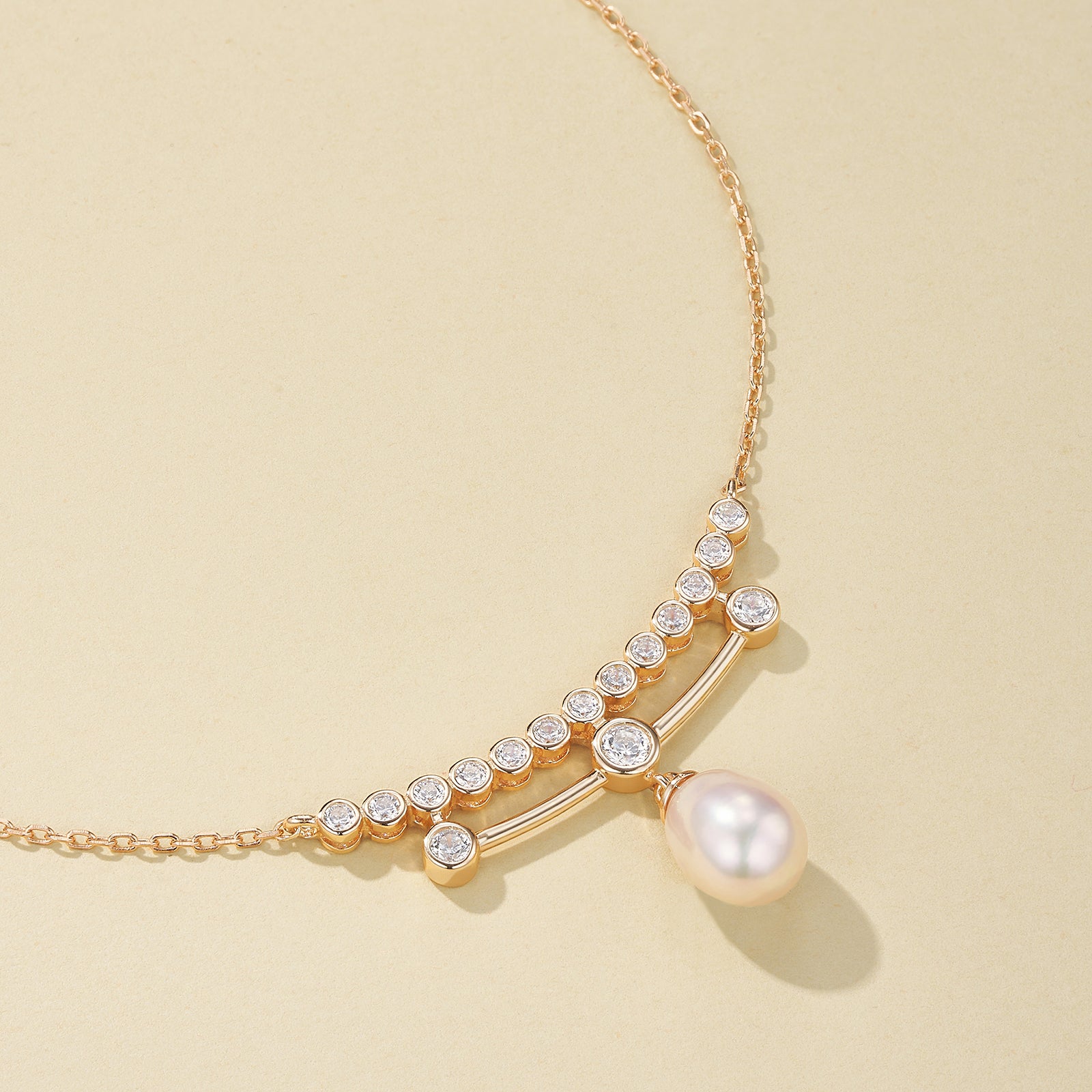 Stars Falling with Pearl Cluster Necklace